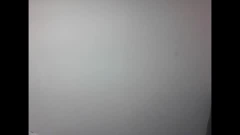 Zafiro online show from December 14, 2025, 1:00 am