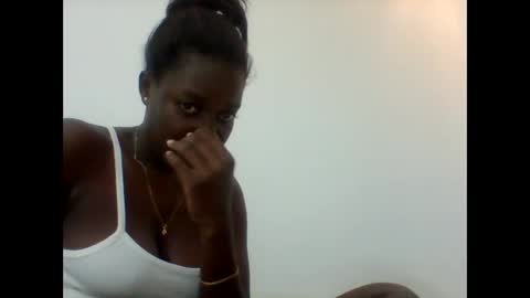 Snapshot of zainxxxx chatting on February 4, 2026, 7:42 pm zainxxxx online show from February 4, 2026, 7:42 pm