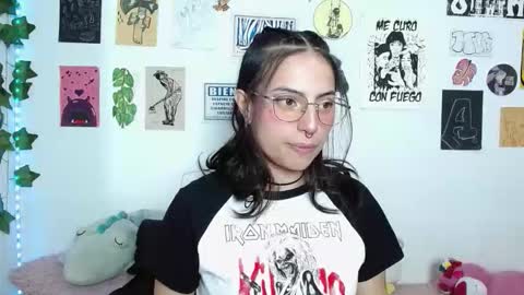 Snapshot of zara_floresxx chatting on September 24, 2025, 11:30 pm Zara Flores online show from September 24, 2025, 11:30 pm