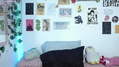 Snapshot of zara_floresxx chatting on October 2, 2025, 12:17 am Zara Flores online show from October 2, 2025, 12:17 am