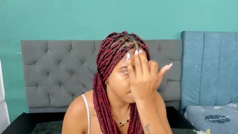 Snapshot of zeynep_20_ chatting on January 7, 2026, 6:16 am zeynep_20_ online show from January 7, 2026, 6:16 am