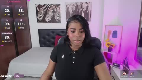 zhia  zeus online show from November 21, 2025, 7:56 pm