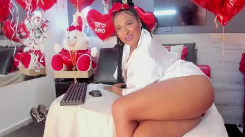 Snapshot of zhiratowers chatting on February 15, 2025, 5:17 pm zahira online show from February 15, 2025, 5:17 pm