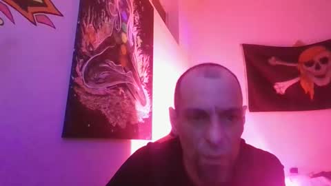 Snapshot of zinzifeet1980 chatting on January 15, 2025, 4:47 am Zinzi online show from January 15, 2025, 4:47 am