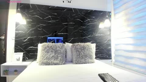 Zoe online show from February 3, 2026, 11:37 am