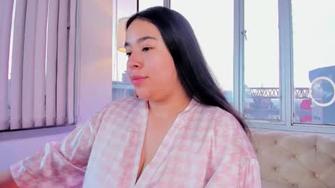 Snapshot of zoey_thommpson chatting on February 12, 2026, 8:37 pm zoey thommpson online show from February 12, 2026, 8:37 pm