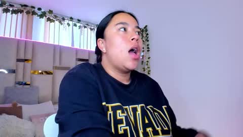 Snapshot of zoey_thommpson chatting on February 25, 2026, 9:13 pm zoey thommpson online show from February 25, 2026, 9:13 pm