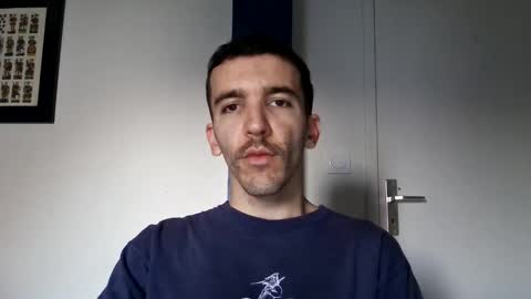 Snapshot of zommmmmmmmm chatting on November 26, 2025, 3:57 pm zom online show from November 26, 2025, 3:57 pm