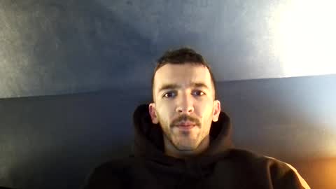 Snapshot of zommmmmmmmm chatting on December 21, 2025, 5:31 pm zom online show from December 21, 2025, 5:31 pm