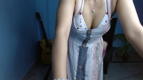 Snapshot of zonayesha chatting on March 10, 2025, 5:18 pm Zona online show from March 10, 2025, 5:18 pm