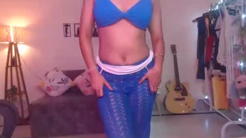 Snapshot of zonayesha chatting on September 25, 2025, 2:04 am Zona online show from September 25, 2025, 2:04 am