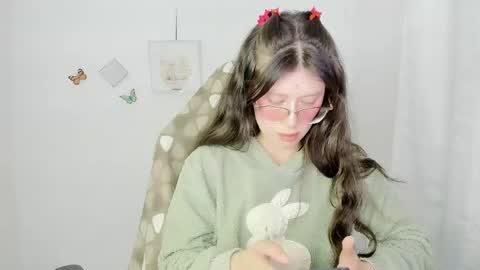 Alicie online show from February 15, 2026, 5:04 am