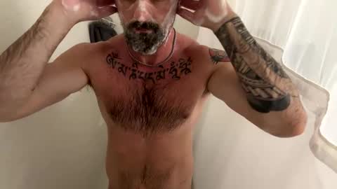 Zuko online show from September 26, 2025, 2:15 am