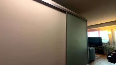 Zuko online show from November 16, 2025, 4:45 pm