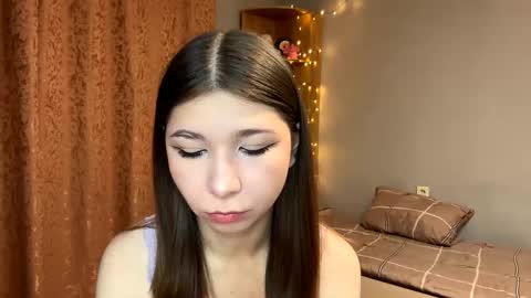 Snapshot of zyraelle chatting on February 24, 2026, 5:44 pm Lilith online show from February 24, 2026, 5:44 pm