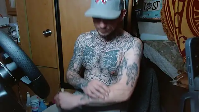 DADDY KANE8--- online show from March 3, 2025, 12:04 am