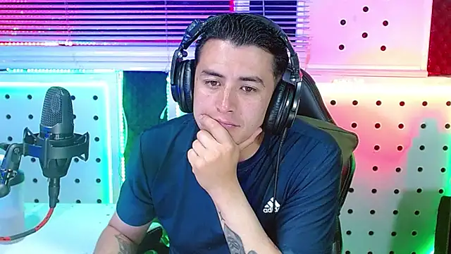 Snapshot of Darko0717 chatting on January 17, 2026, 2:16 am Darko0717 online show from January 17, 2026, 2:16 am