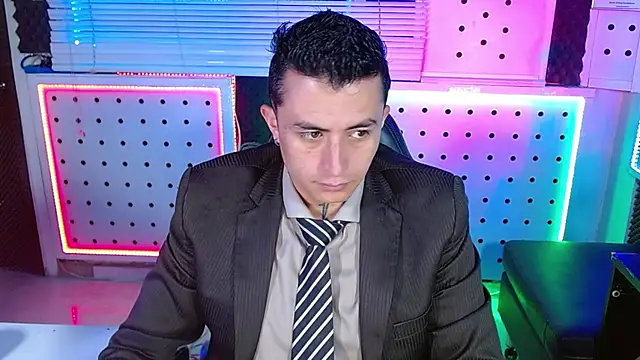 Snapshot of Darko0717 chatting on February 5, 2026, 2:22 pm Darko0717 online show from February 5, 2026, 2:22 pm