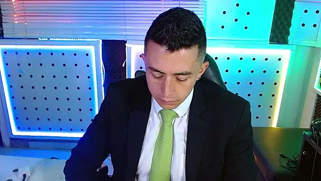 Snapshot of Darko0717 chatting on February 7, 2026, 11:47 am Darko0717 online show from February 7, 2026, 11:47 am