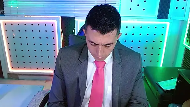 Snapshot of Darko0717 chatting on February 10, 2026, 12:53 pm Darko0717 online show from February 10, 2026, 12:53 pm