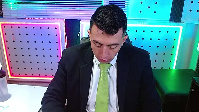 Snapshot of Darko0717 chatting on February 21, 2026, 12:17 pm Darko0717 online show from February 21, 2026, 12:17 pm