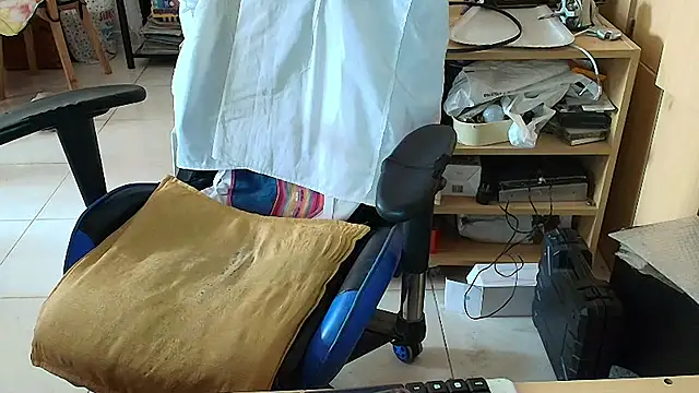 angelgarcia269 online show from February 12, 2026, 1:50 pm