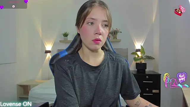 nataly rodri online show from February 15, 2026, 1:57 am