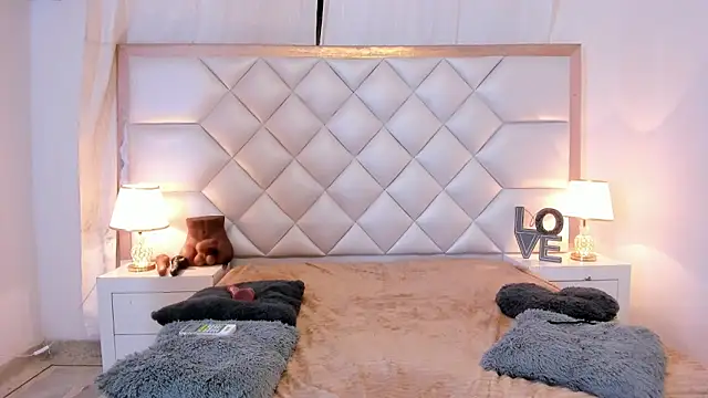 brittany069 online show from February 22, 2026, 9:02 pm