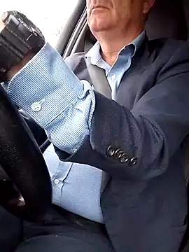 Snapshot of stiffandlubed@xh chatting on February 8, 2026, 8:34 pm stiffandlubedxh online show from February 8, 2026, 8:34 pm