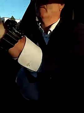 Snapshot of stiffandlubed@xh chatting on February 22, 2026, 8:29 pm stiffandlubedxh online show from February 22, 2026, 8:29 pm