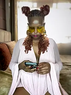 Snapshot of Sexy_panda69 chatting on January 8, 2026, 12:18 pm Sexy panda69 online show from January 8, 2026, 12:18 pm