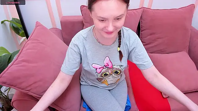 JannaVerdi  online show from February 2, 2026, 6:34 am