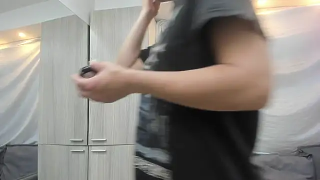 Mhelanny2 online show from February 27, 2026, 9:04 pm