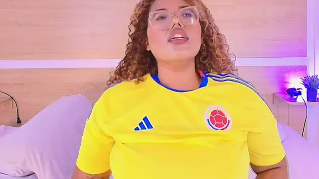  nickypurple  online show from March 2, 2026, 7:10 pm