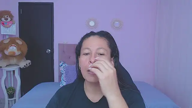 Snapshot of mature_martina chatting on February 23, 2026, 7:22 pm mature martina online show from February 23, 2026, 7:22 pm