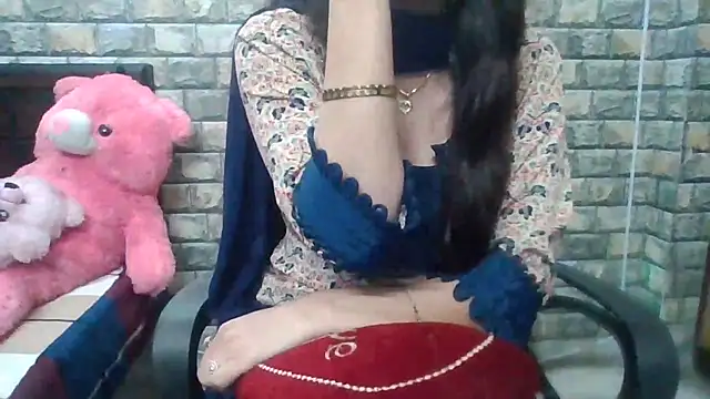 Sexy iknoor online show from February 11, 2026, 5:12 am