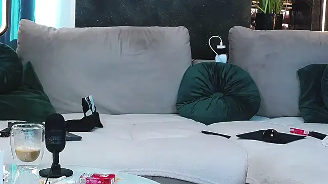 masterkingofmusclee online show from January 20, 2025, 9:24 am