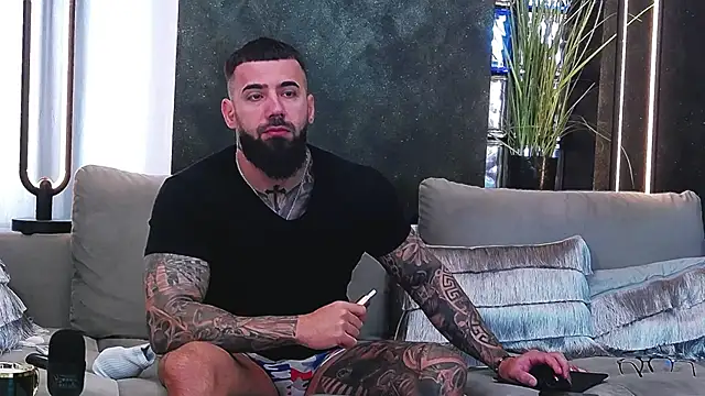 masterkingofmusclee online show from March 14, 2025, 9:03 am