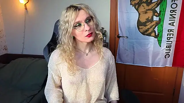 Snapshot of Lori_Myaf chatting on February 5, 2026, 11:37 am Lori Myaf online show from February 5, 2026, 11:37 am