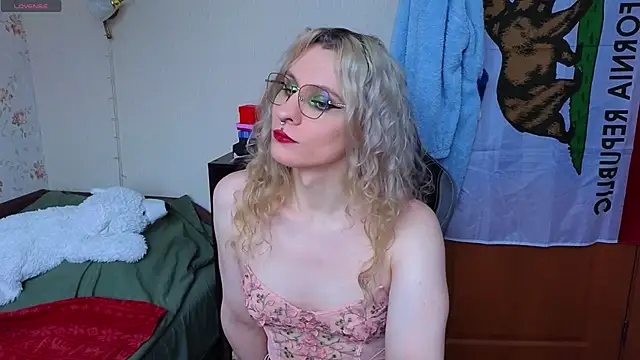 Snapshot of Lori_Myaf chatting on February 10, 2026, 1:37 pm Lori Myaf online show from February 10, 2026, 1:37 pm