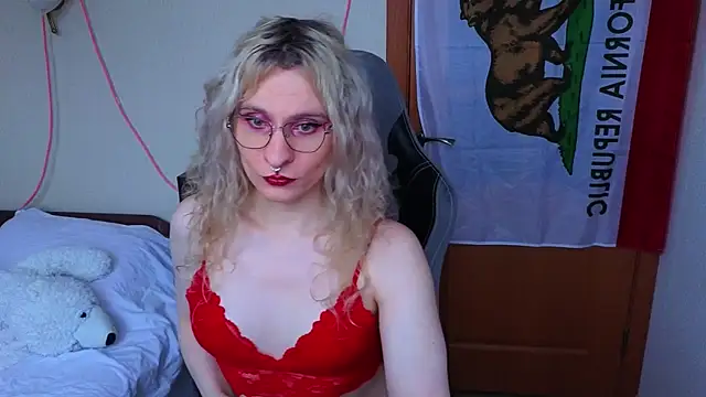 Snapshot of Lori_Myaf chatting on March 3, 2026, 2:56 pm Lori Myaf online show from March 3, 2026, 2:56 pm