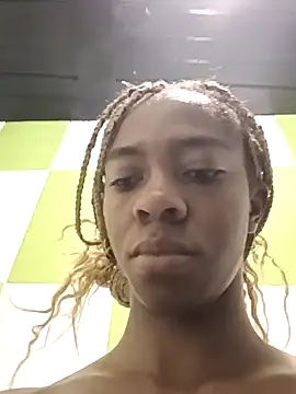 Snapshot of Shanelle__ chatting on February 3, 2026, 12:10 pm Shanelle online show from February 3, 2026, 12:10 pm