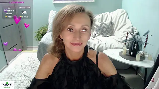 Snapshot of HornyMilf_777 chatting on February 1, 2026, 6:23 am HornyMilf 777 online show from February 1, 2026, 6:23 am