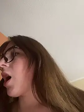 MommmyYummy online show from February 26, 2026, 10:47 am