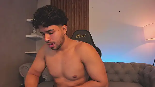 Snapshot of liam_collins21 chatting on February 21, 2026, 11:55 am liam collins21 online show from February 21, 2026, 11:55 am