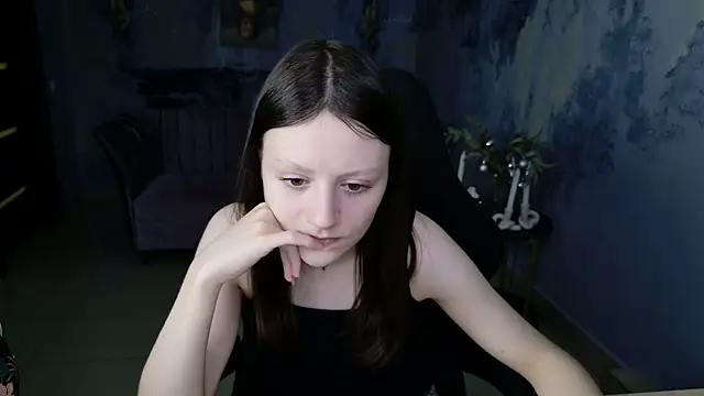 Snapshot of VeliraBraitberg chatting on December 28, 2024, 11:19 am VeliraBraitberg online show from December 28, 2024, 11:19 am