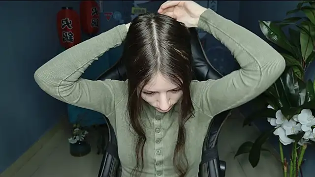 Snapshot of VeliraBraitberg chatting on February 7, 2025, 5:10 am VeliraBraitberg online show from February 7, 2025, 5:10 am