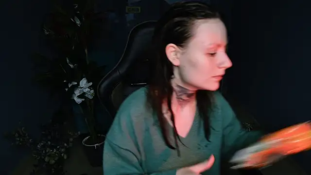 Snapshot of VeliraBraitberg chatting on February 26, 2025, 11:20 am VeliraBraitberg online show from February 26, 2025, 11:20 am