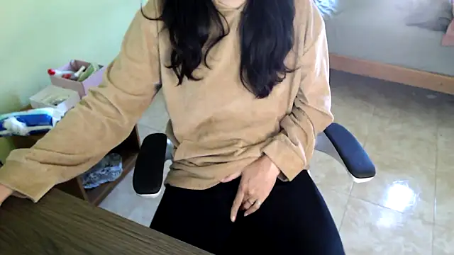 Snapshot of samantha_s69 chatting on February 7, 2026, 1:04 pm samantha s69 online show from February 7, 2026, 1:04 pm