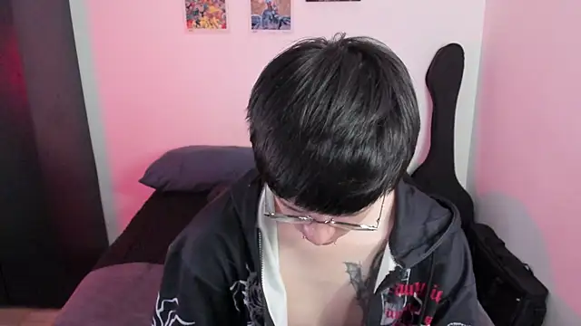 Aventure Twinks online show from January 18, 2026, 7:01 am